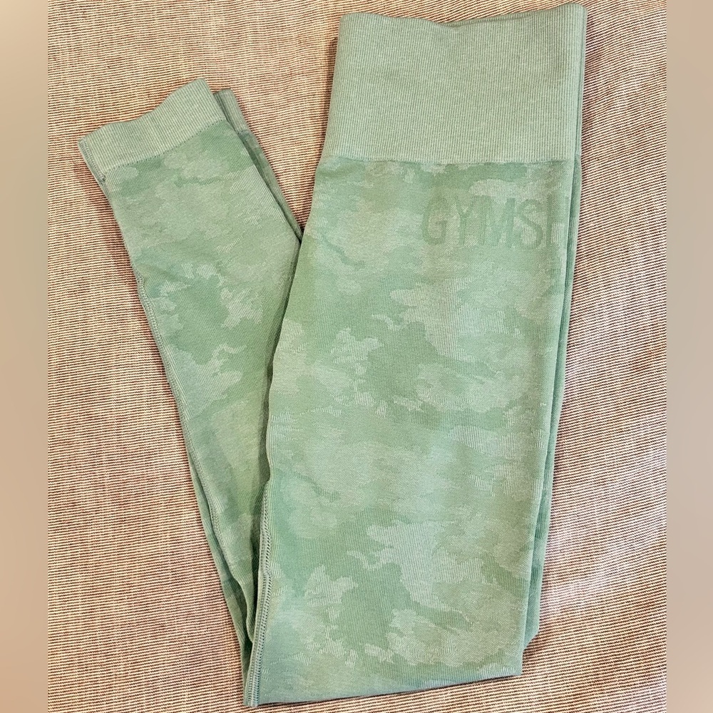Gymshark adapt camo leggings size small